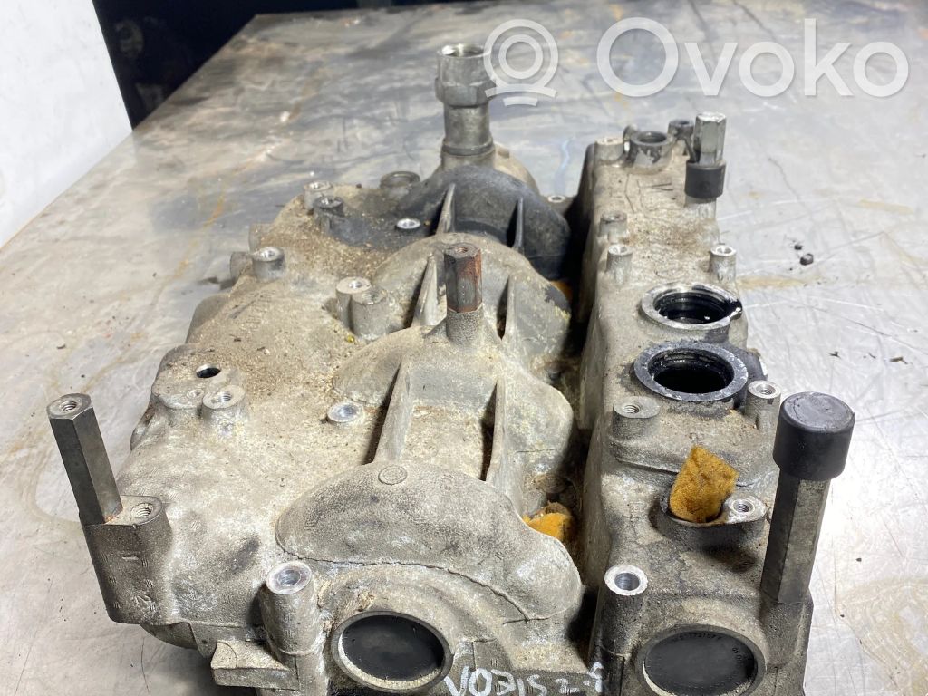 Chrysler Voyager Rocker cam cover 
