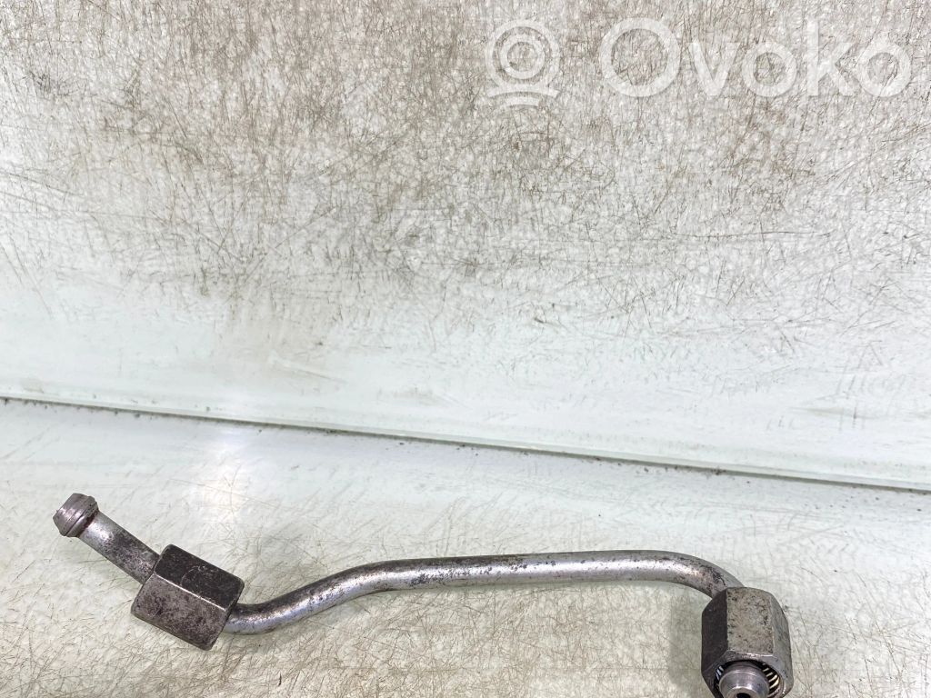 Volkswagen PASSAT B5.5 Conductă alimentare injectoare 