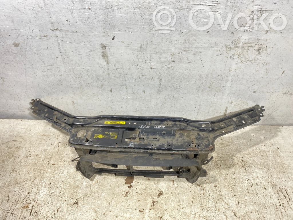 Volvo S60 Viršutinė dalis radiatorių panelės (televizoriaus) 