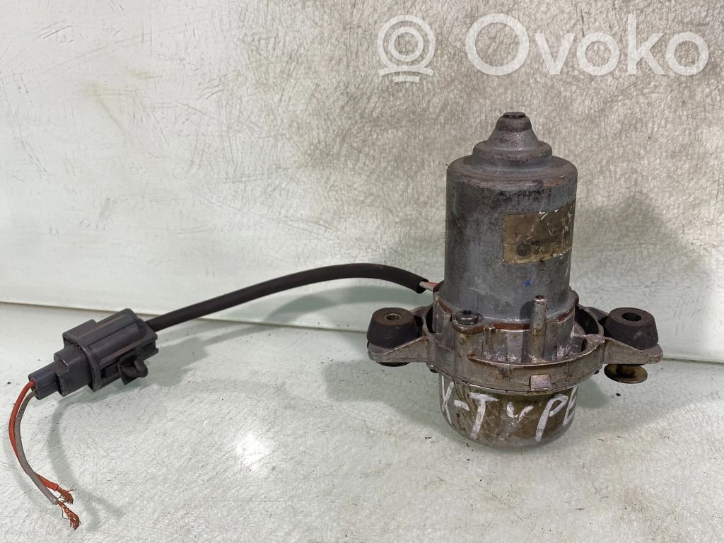 Jaguar X-Type Vacuum pump 