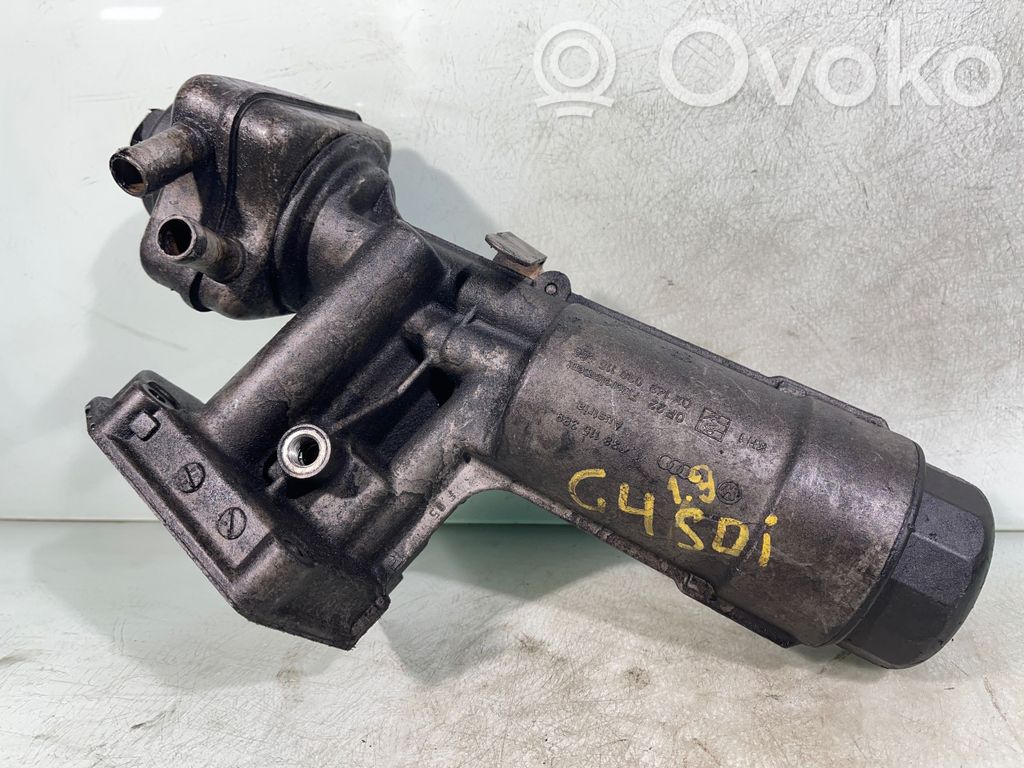 Volkswagen Golf IV Oil filter mounting bracket 
