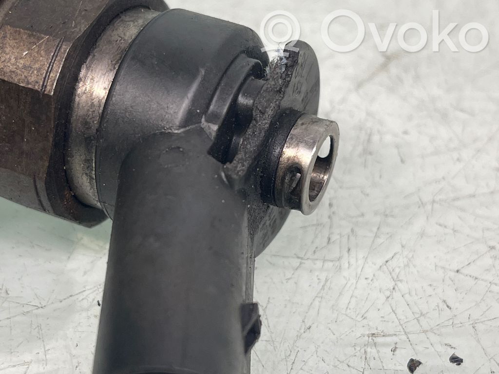 BMW 3 E46 Fuel injector 