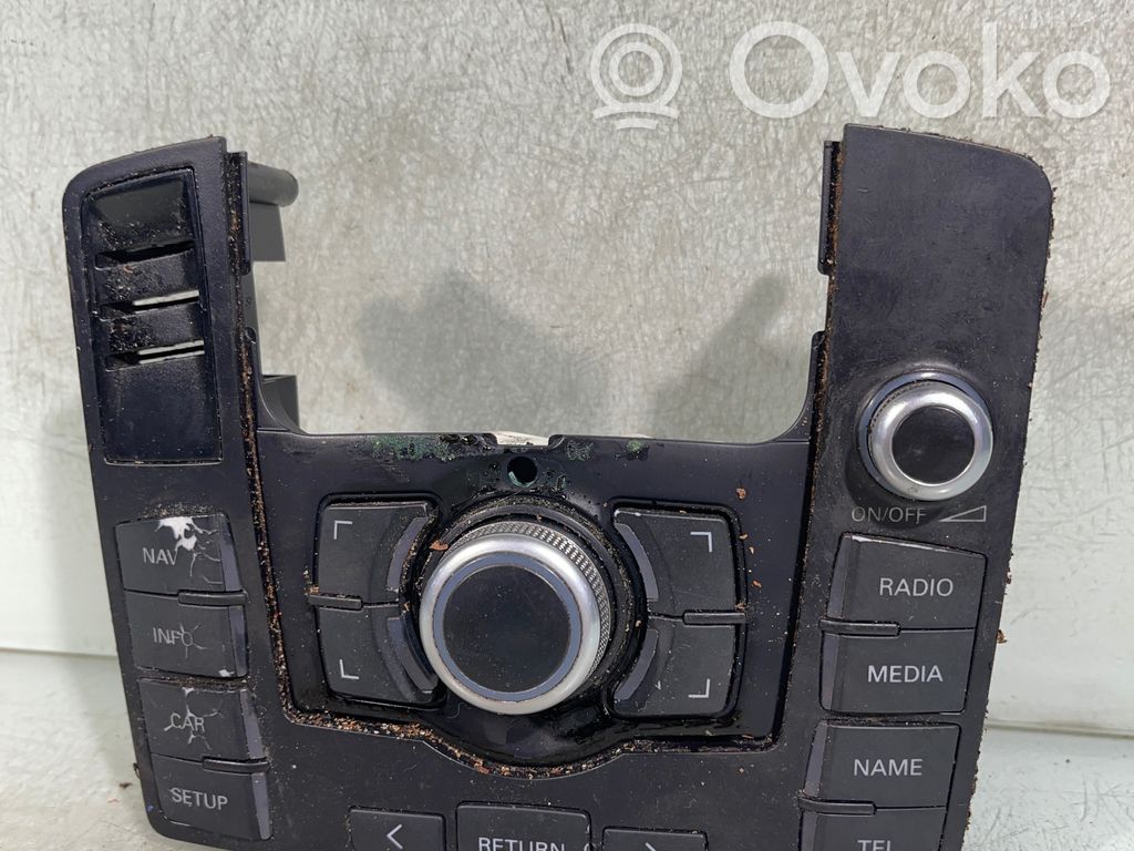 Head unit multimedia control   4L0919610