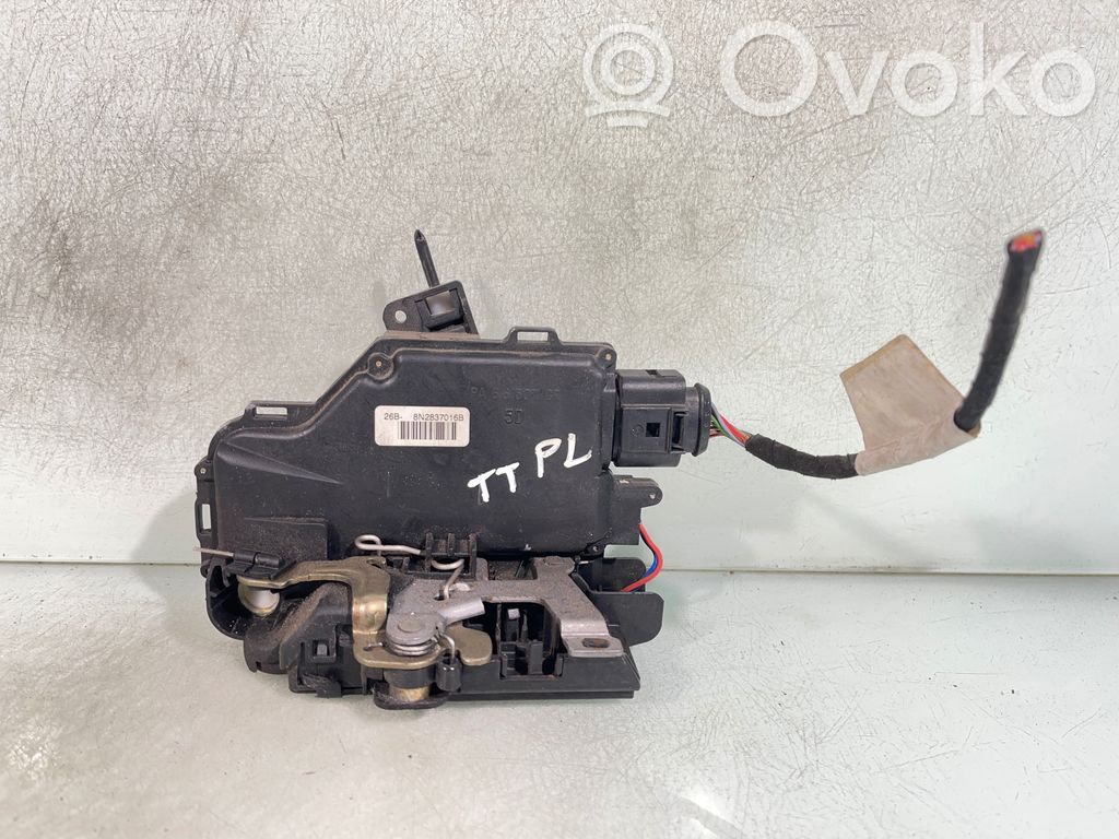 Audi TT Mk1 Priekšpusē slēdzene 