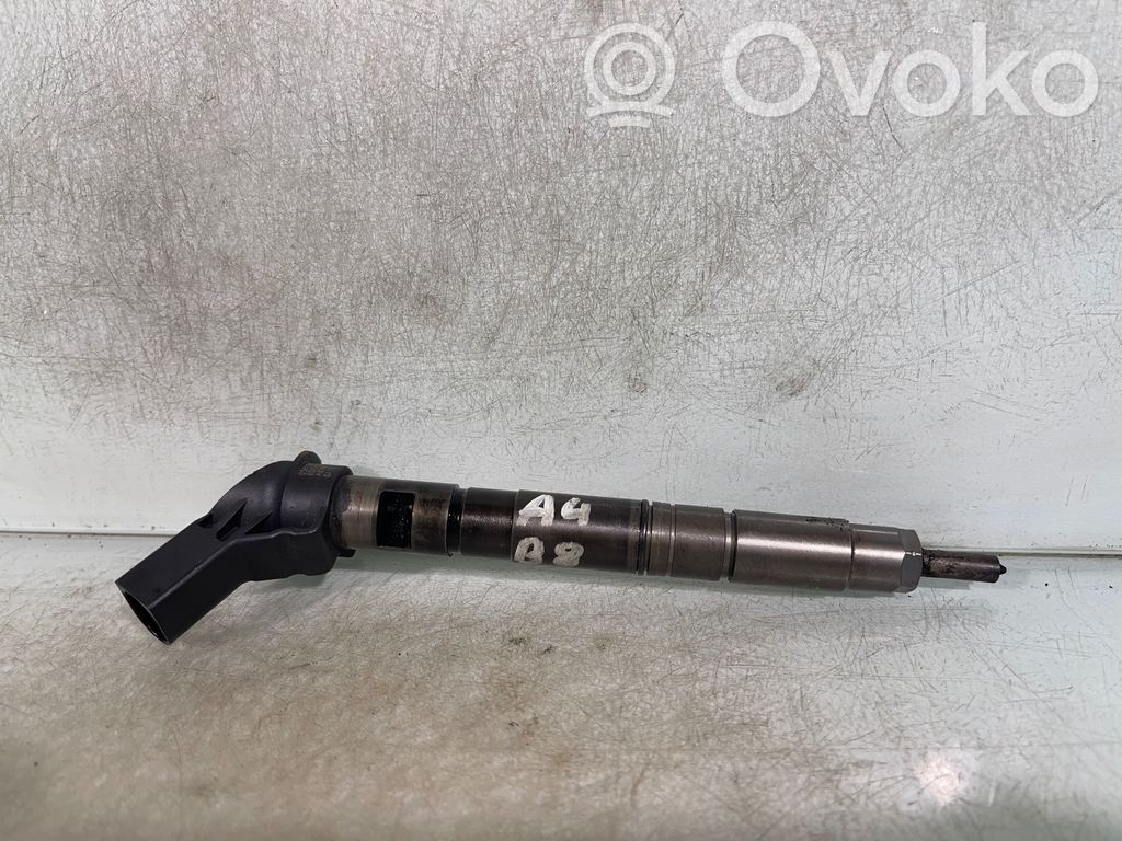 Audi A4 S4 B8 8K Fuel injector 