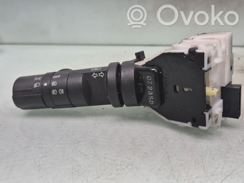 Nissan Qashqai Indicator stalk 