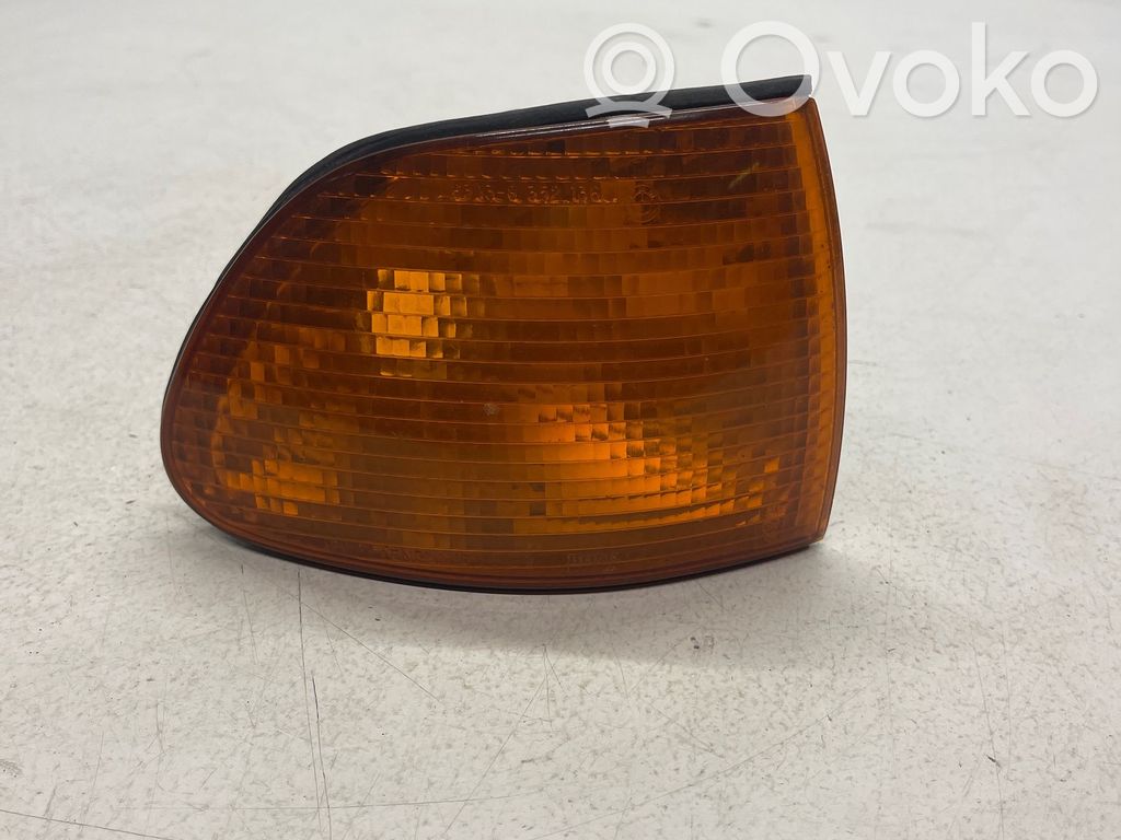 BMW 7 E38 Etusuuntavilkku 