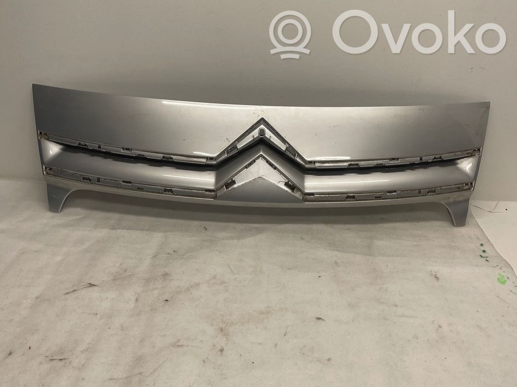 Citroen Jumpy Front bumper upper radiator grill 