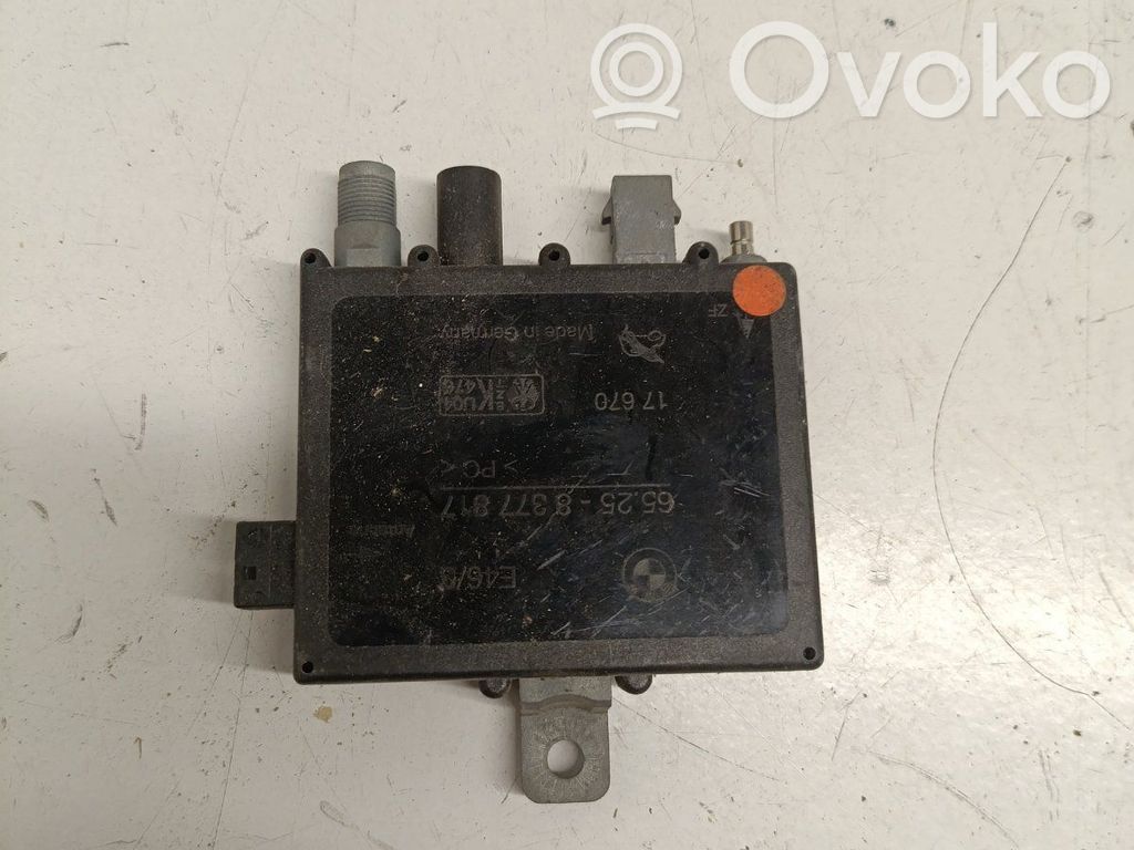 BMW 3 E46 Antenos stiprintuvas 