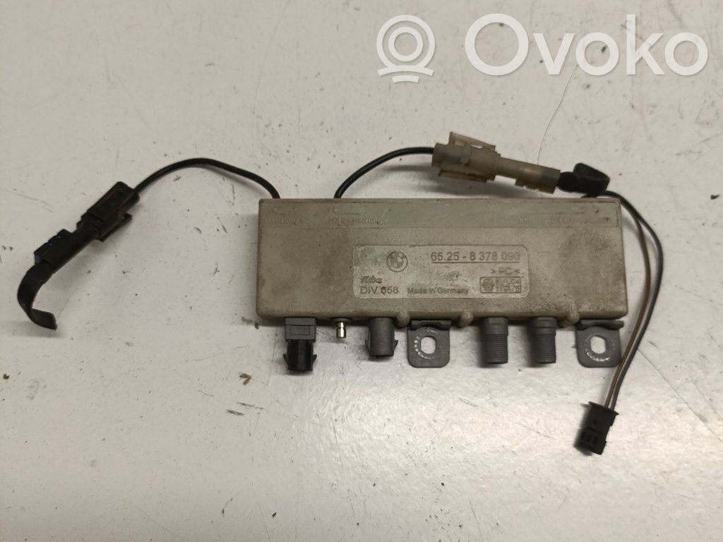 BMW 5 E39 Antenos stiprintuvas 