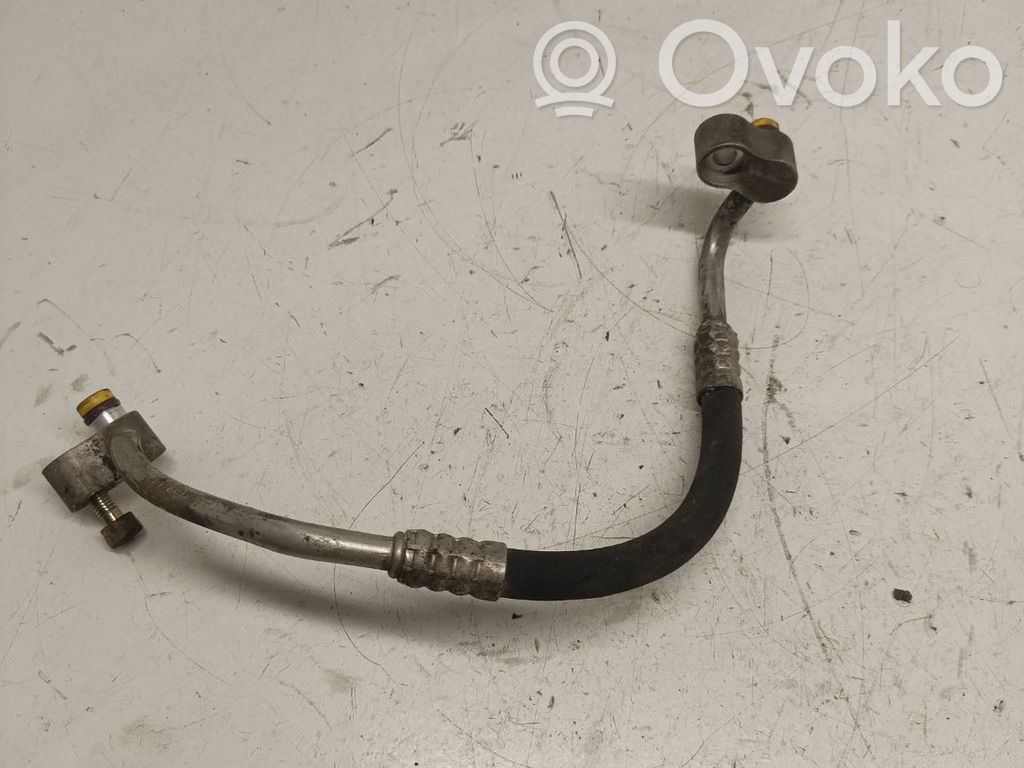 BMW 3 E46 Air conditioning (A/C) pipe/hose 