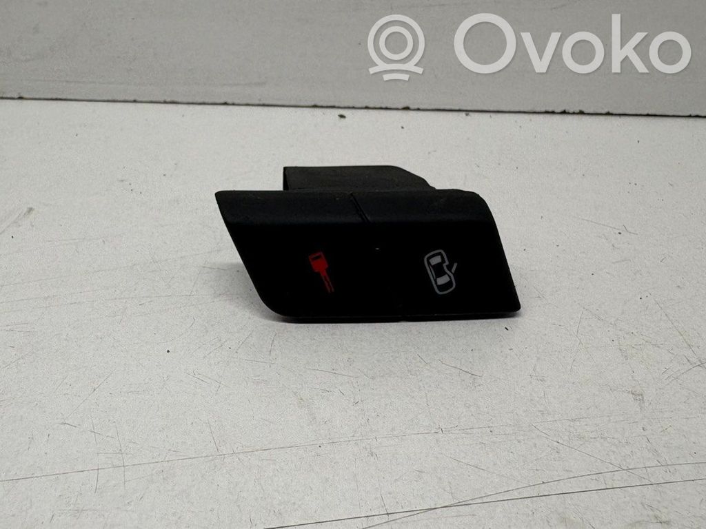 Central locking switch button   8E19621075PR