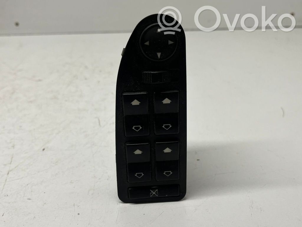 BMW 5 E39 Electric window control switch 