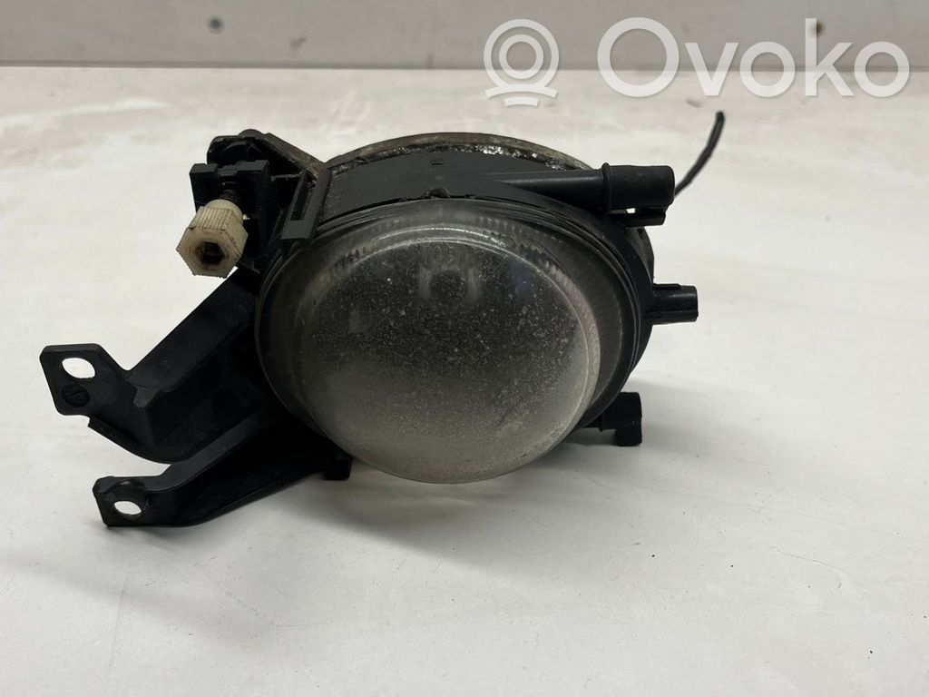 BMW 5 E39 Miglas lukturis priekšā 