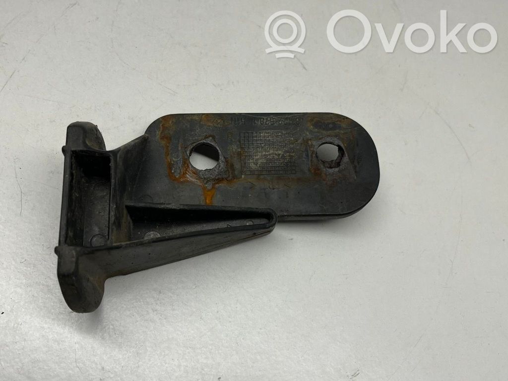 BMW 3 E36 Priekšpusē bampera turētājs 