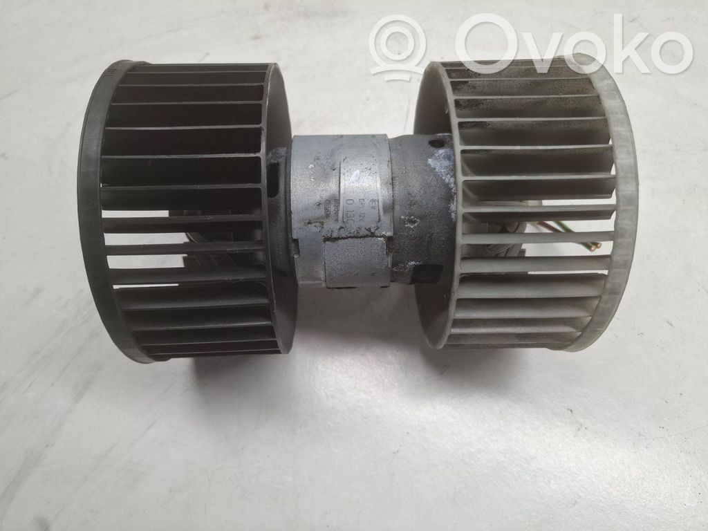 BMW 3 E46 Mazā radiatora ventilators 
