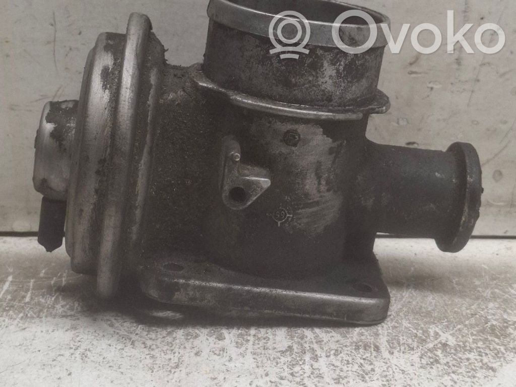 BMW 5 E39 EGR vožtuvas 