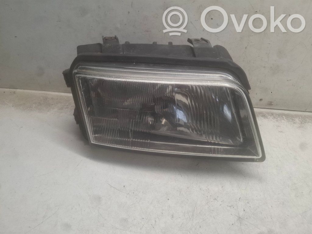 Audi A4 S4 B5 8D Headlight/headlamp 