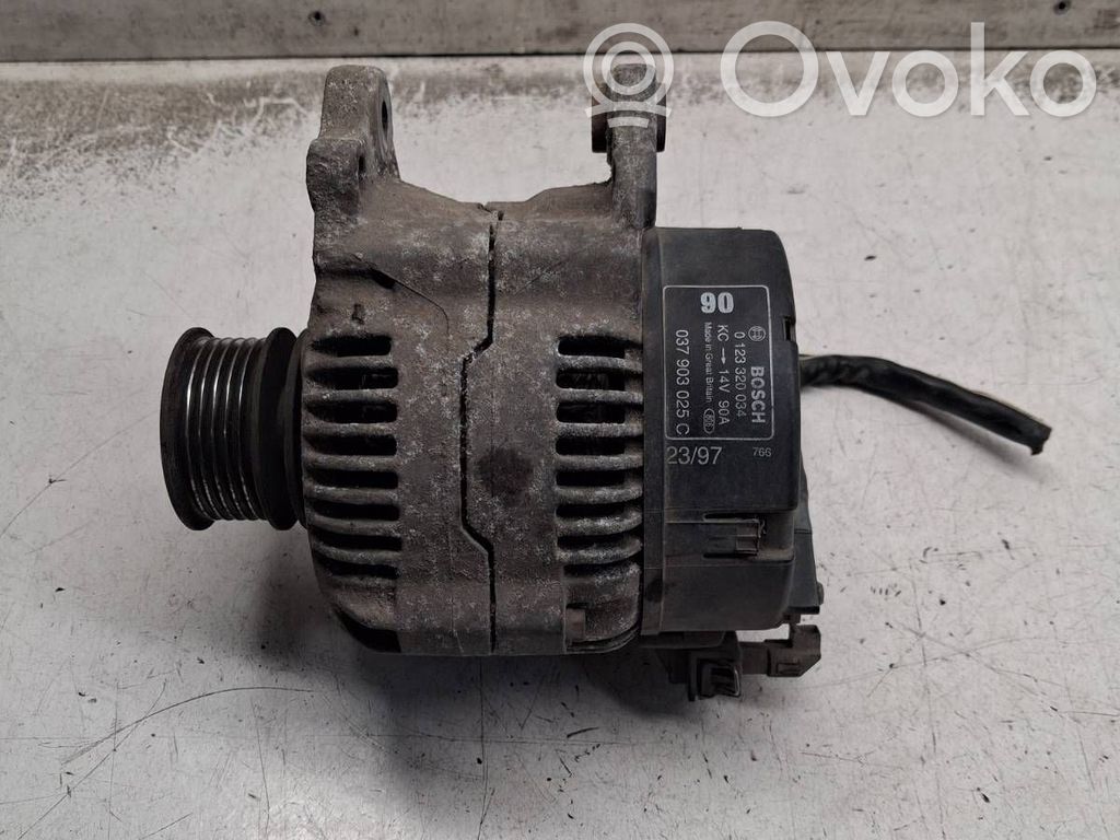 Audi A3 S3 8L Generatorius 