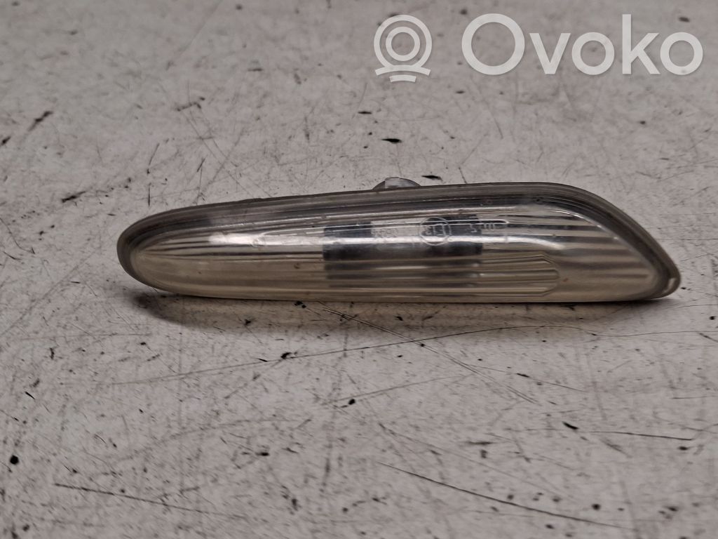 BMW 5 E60 E61 Front fender indicator light 