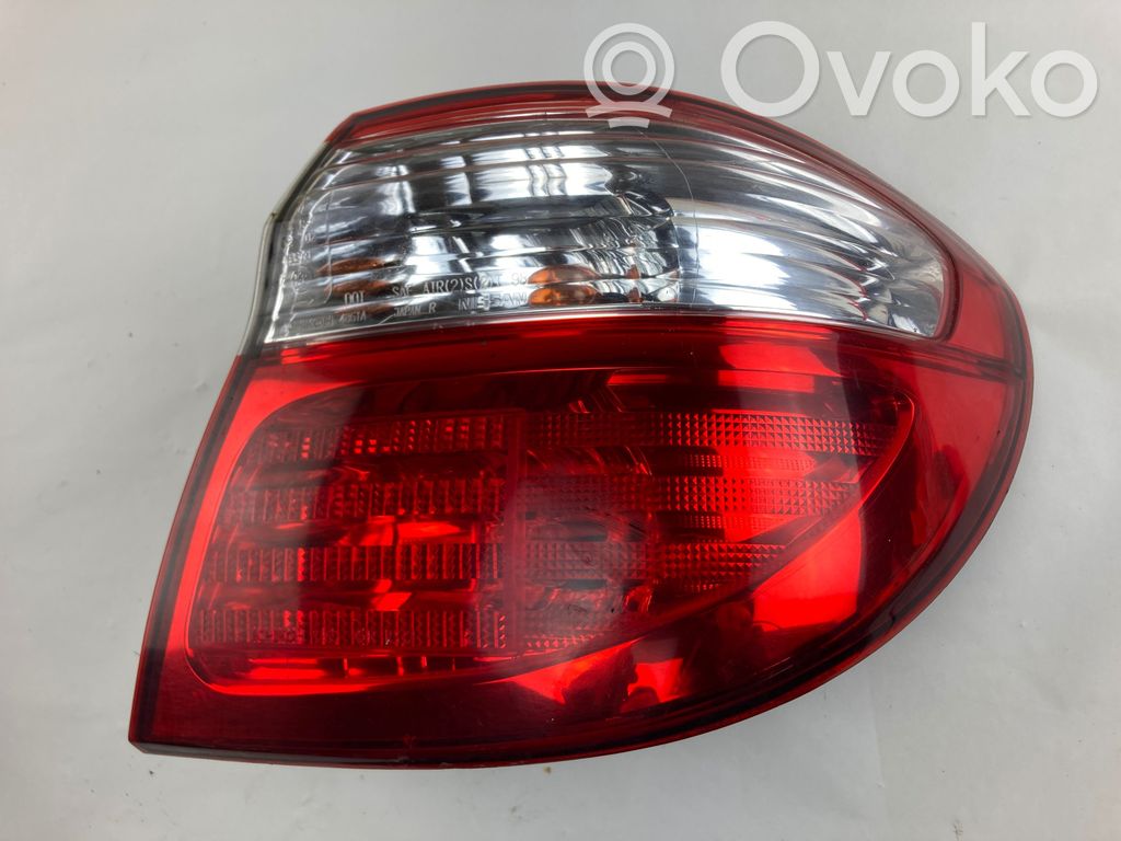 Nissan Maxima Lampă spate în caroserie 