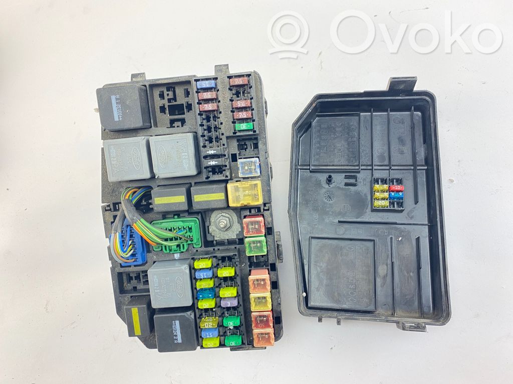 Ford Mondeo Mk III Juego de caja de fusibles 