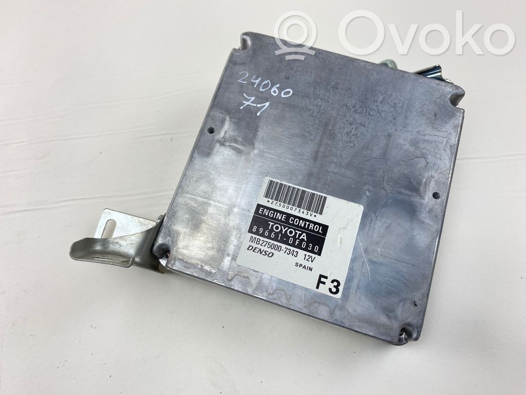 Toyota Corolla Verso AR10 Unidad de control/módulo del motor 