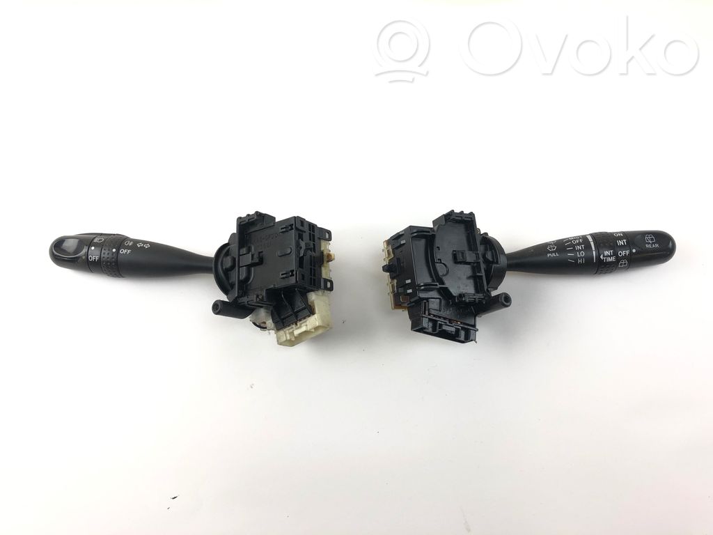 Toyota Corolla E120 E130 Wiper turn signal indicator stalk/switch 