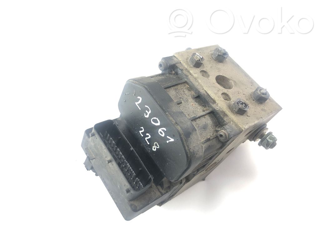 Volkswagen PASSAT B5 ABS Pump 