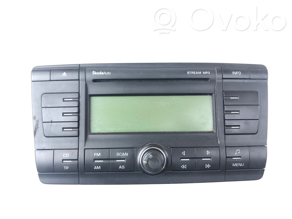 Skoda Octavia Mk2 (1Z) Unità principale autoradio/CD/DVD/GPS 