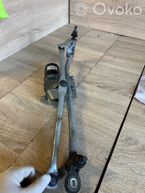 BMW 1 E81 E87 Front wiper linkage 