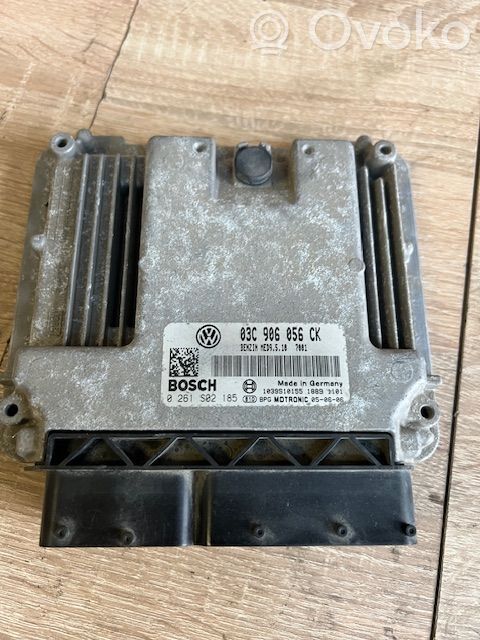 Unité de commande, module ECU de moteur   03C906056CK
