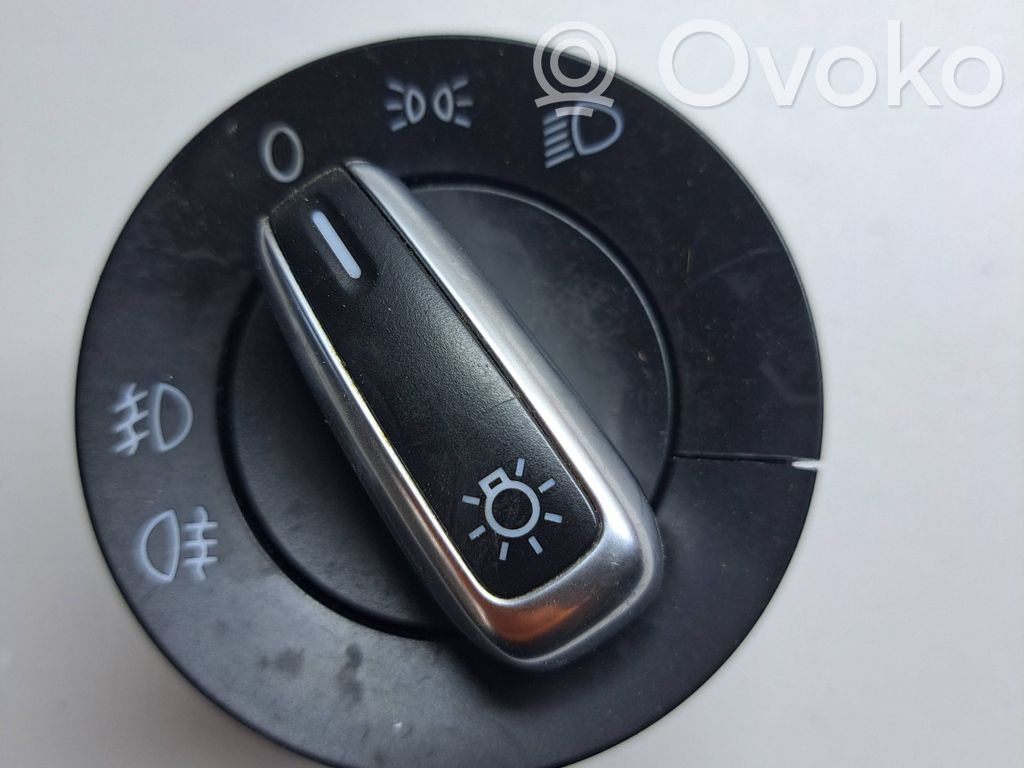 Volkswagen Golf VI Šviesų jungtukas 