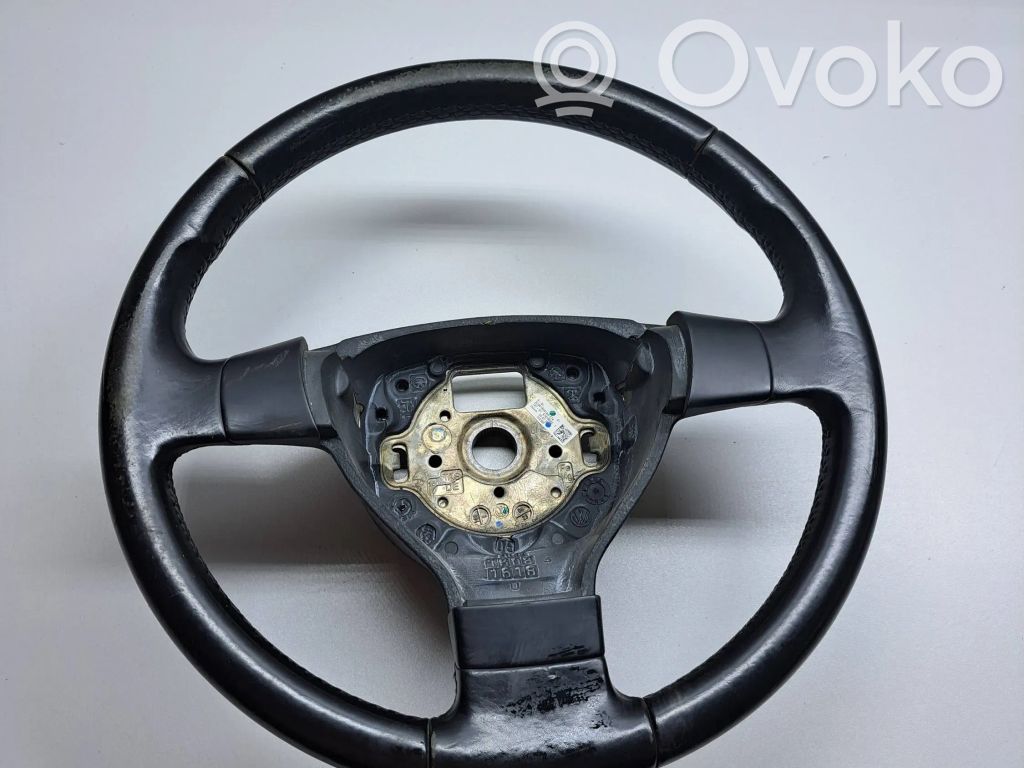 Volkswagen PASSAT B6 Volant 