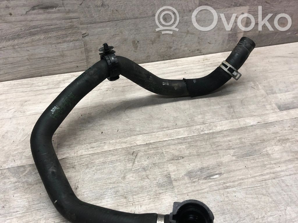 BMW 3 E92 E93 Engine coolant pipe/hose 
