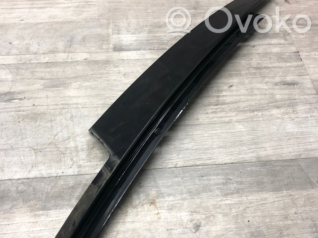 BMW 5 F10 F11 Listwa / Uszczelka szyby drzwi przednich 