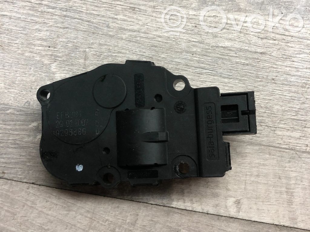 Oro sklendės varikliukas   EFB331,29012007,929888G