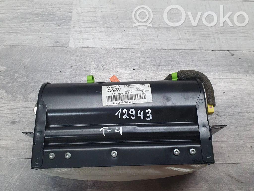 Volkswagen Multivan T4 Poduszka powietrzna Airbag pasażera 
