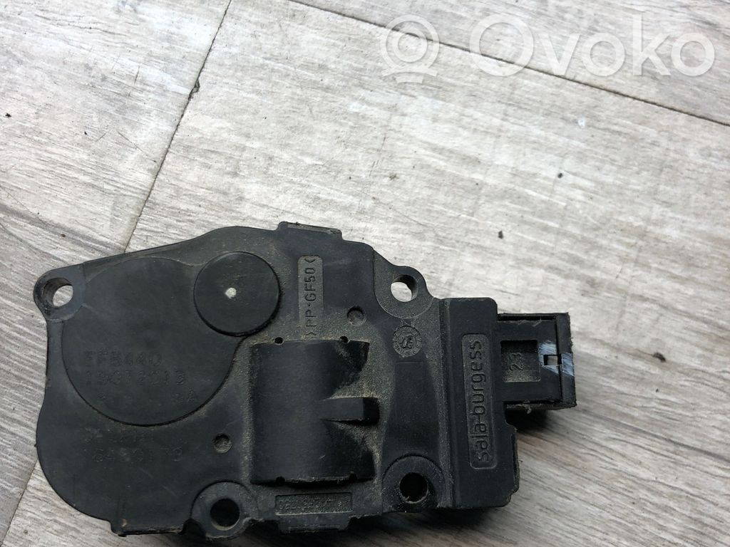 BMW 3 E92 E93 Motor/actuator clapetă aer 