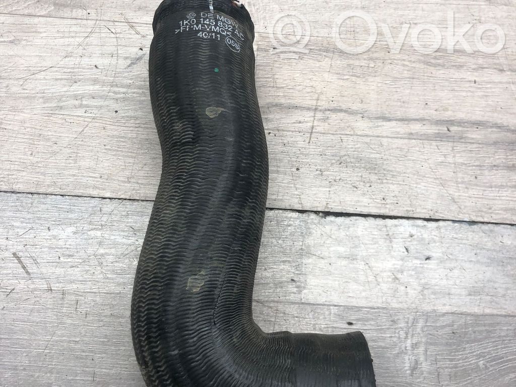 Volkswagen Golf VI Intercooler hose/pipe 