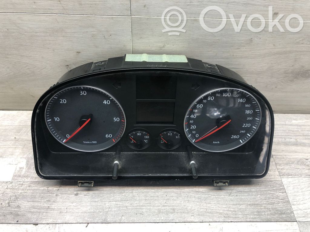 Volkswagen Caddy Spidometras (prietaisų skydelis) 