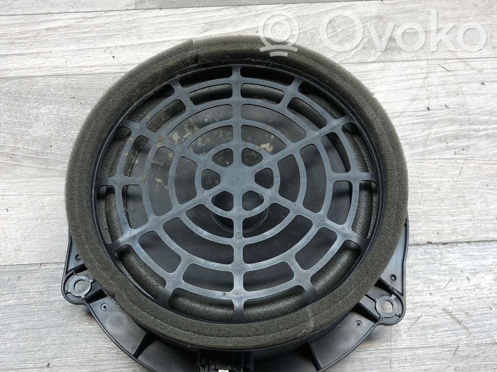 Audi A6 S6 C7 4G Rear door speaker 