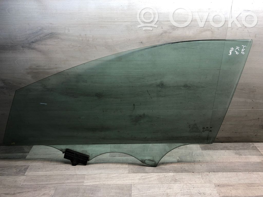 Hyundai i40 Front door window glass four-door 