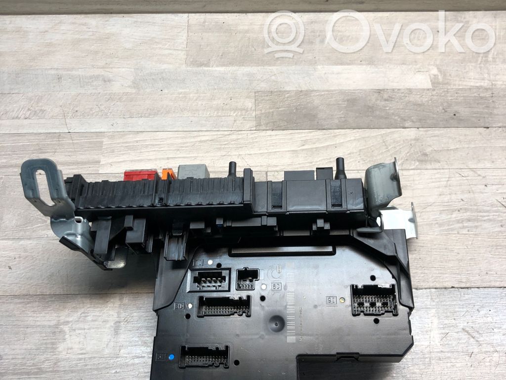 Mercedes-Benz E W212 Fuse module 