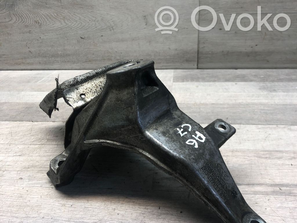 Audi A6 C7 Engine mounting bracket 