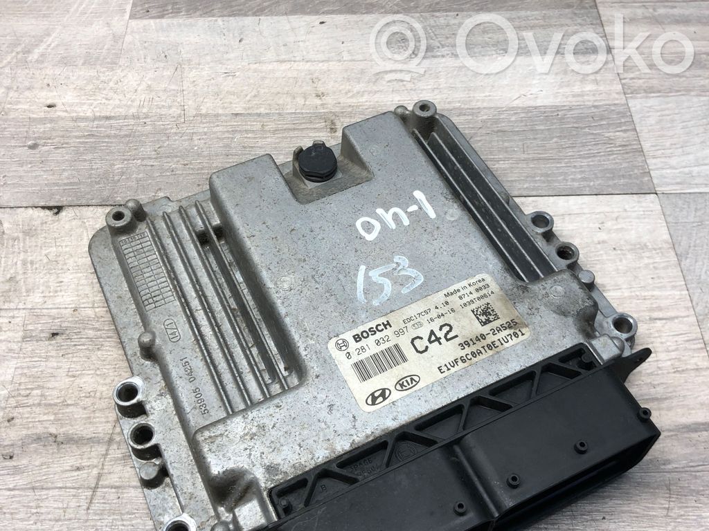 Engine control unit/module   EDC17C57,391402A525,0281032997