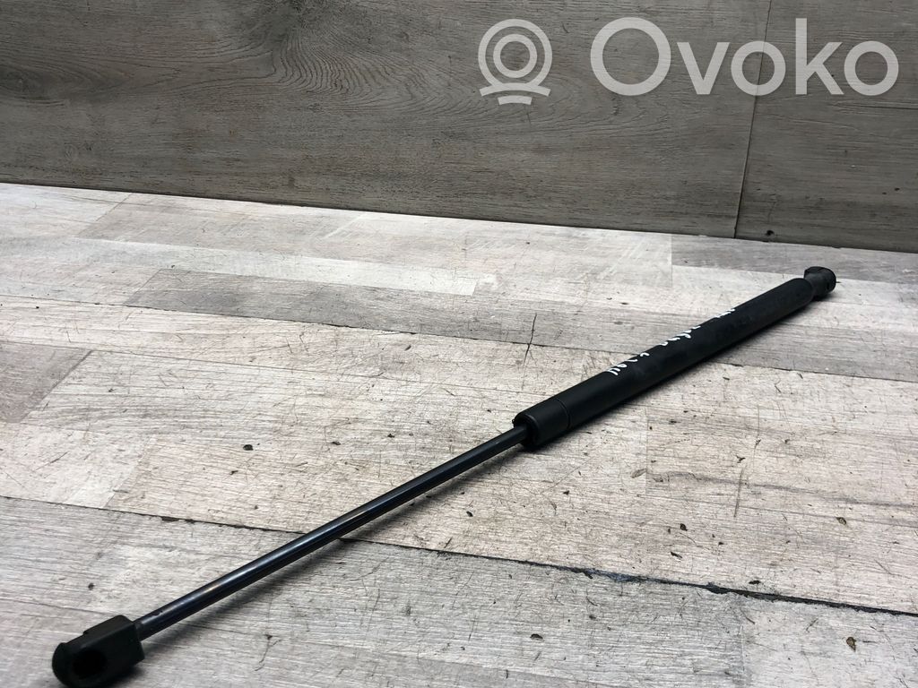 Audi A6 C7 Amortyzator klapy tylnej bagażnika 