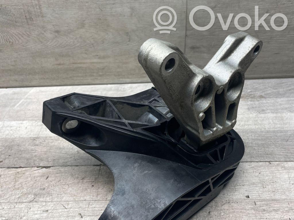 Audi A6 S6 C7 4G Engine mount bracket 