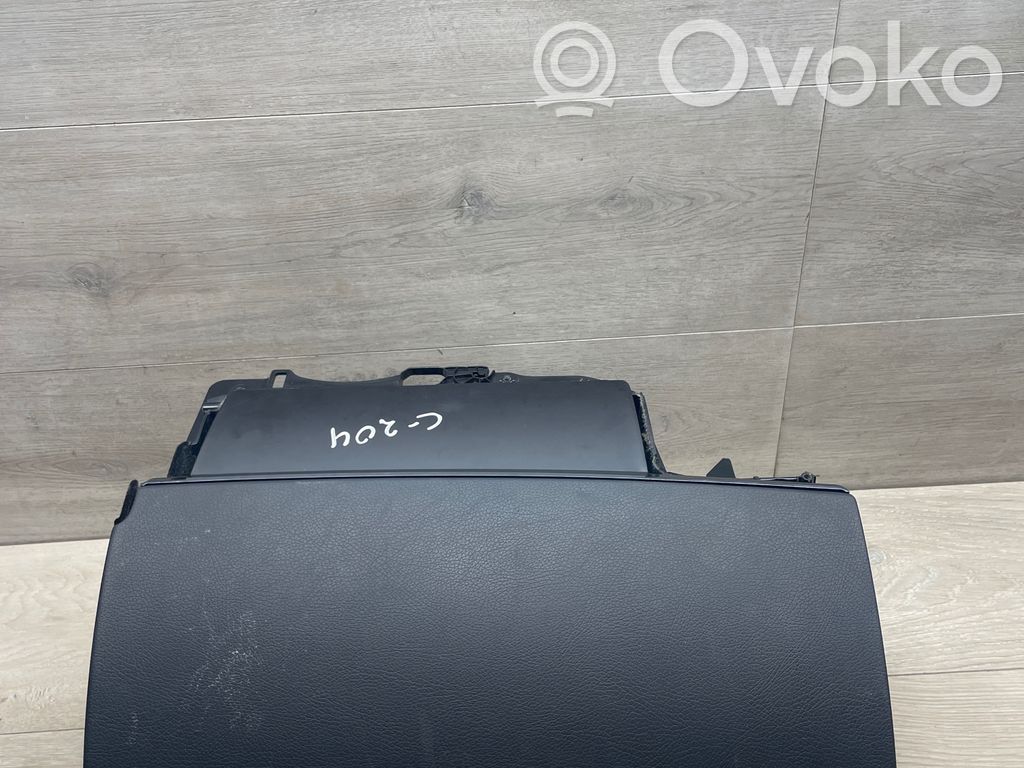 Mercedes-Benz C W204 Glove box 