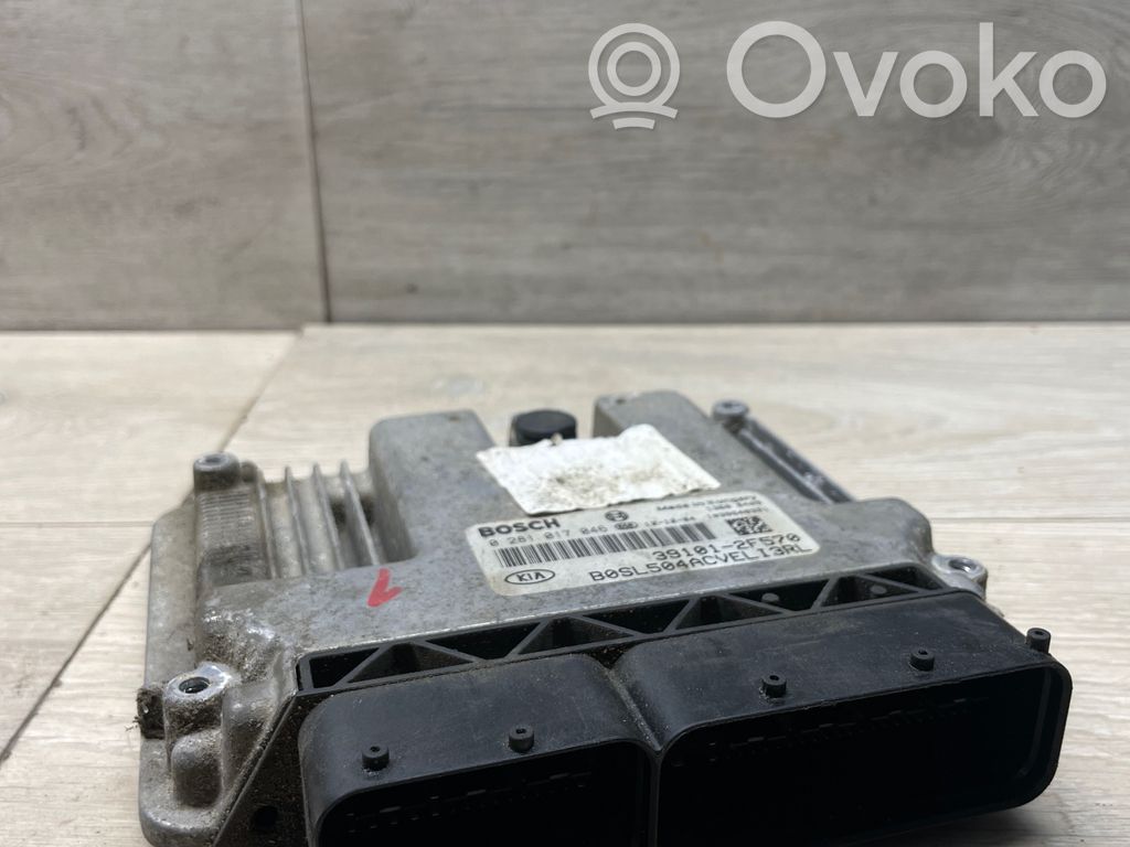 KIA Sportage Engine control unit/module 